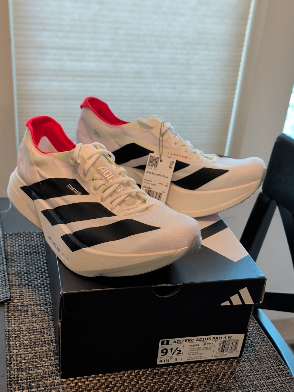 Men's Adidas Adizero Adios Pro 4 Sneakers, Size 9 1/2 - Picture 2 of 7